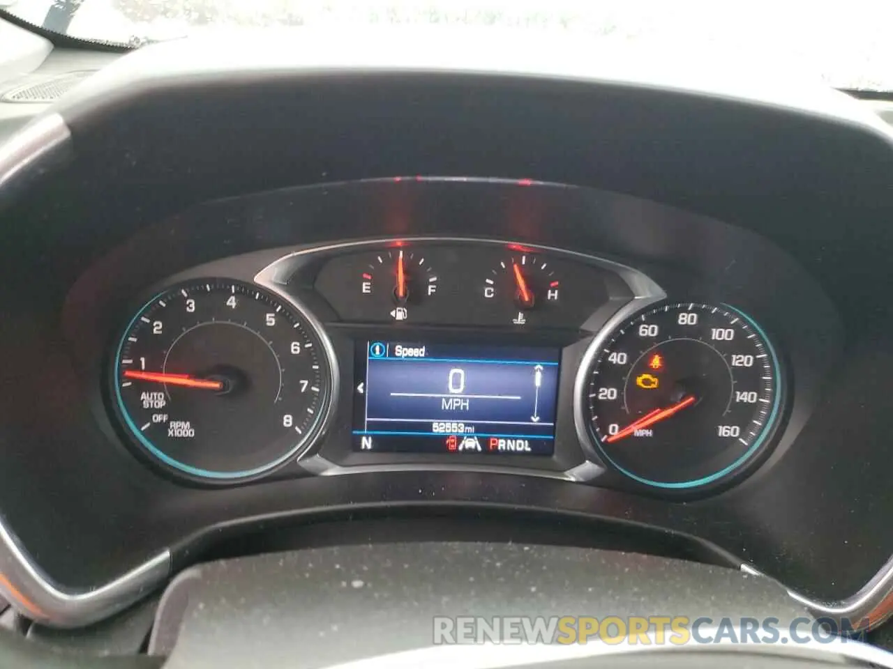 9 Photograph of a damaged car 3GNAXKEV5LS637177 CHEVROLET EQUINOX 2020