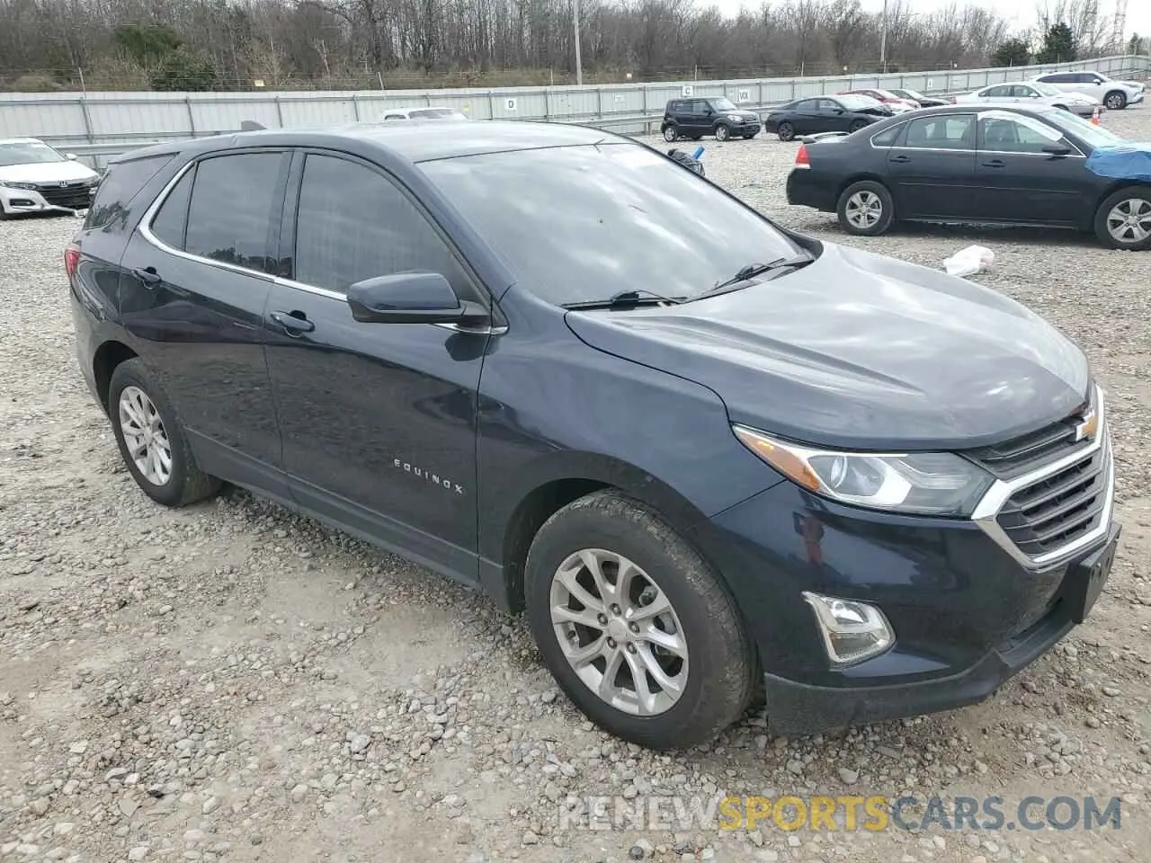 4 Photograph of a damaged car 3GNAXKEV5LS648566 CHEVROLET EQUINOX 2020