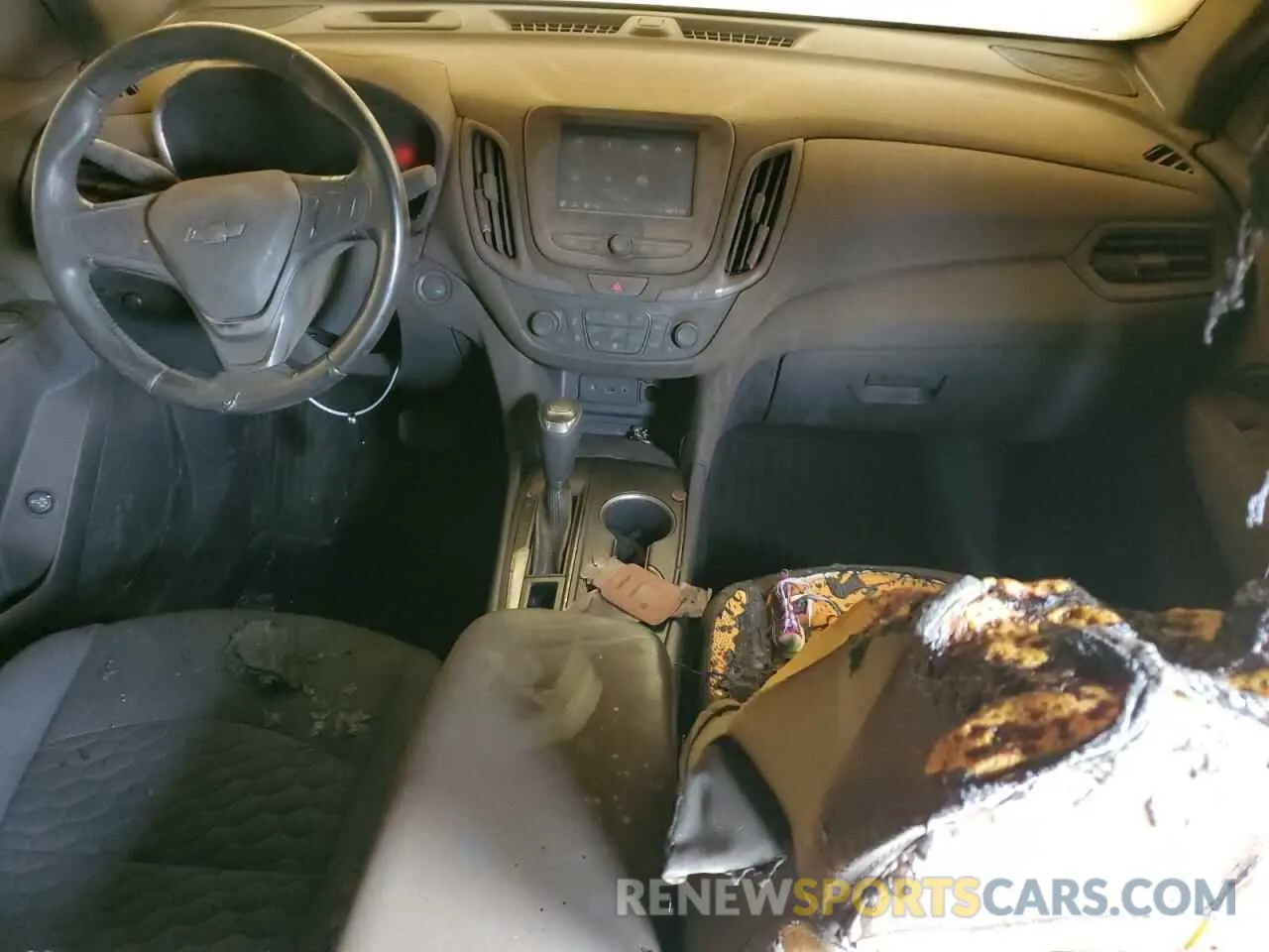 8 Photograph of a damaged car 3GNAXKEV5LS648566 CHEVROLET EQUINOX 2020