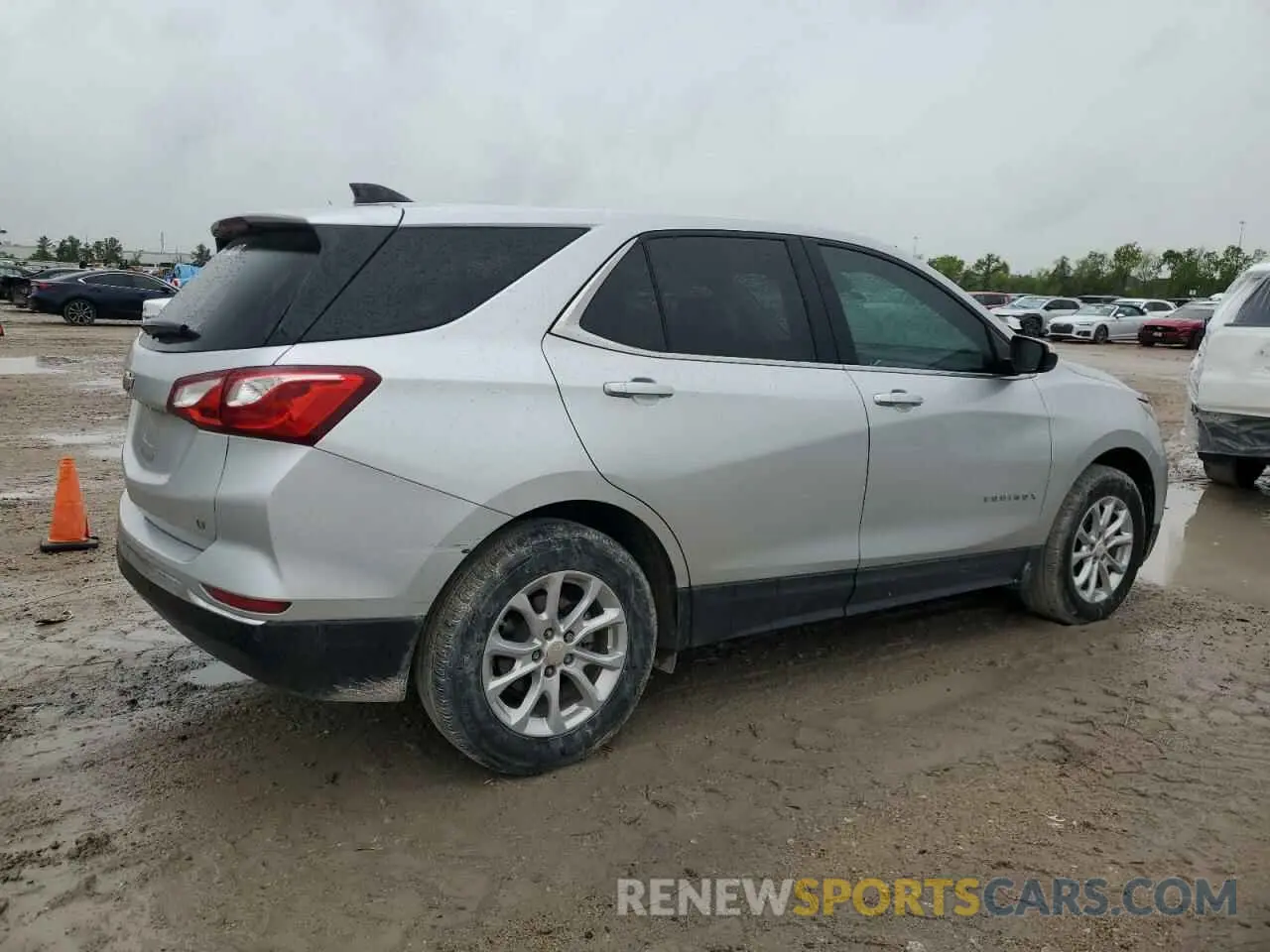 3 Photograph of a damaged car 3GNAXKEV5LS653458 CHEVROLET EQUINOX 2020