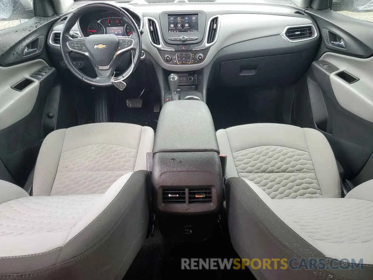 8 Photograph of a damaged car 3GNAXKEV5LS653458 CHEVROLET EQUINOX 2020