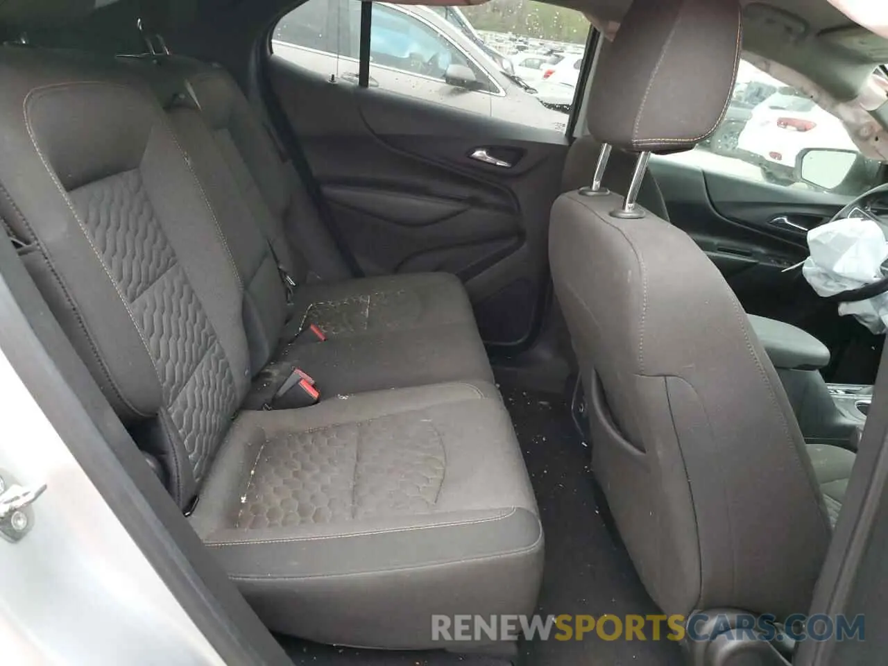 11 Photograph of a damaged car 3GNAXKEV5LS690090 CHEVROLET EQUINOX 2020
