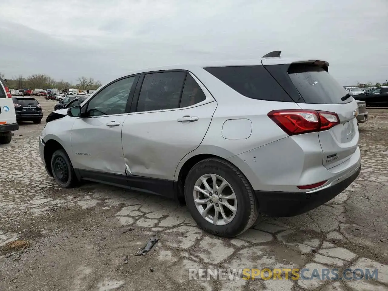 2 Photograph of a damaged car 3GNAXKEV5LS690090 CHEVROLET EQUINOX 2020