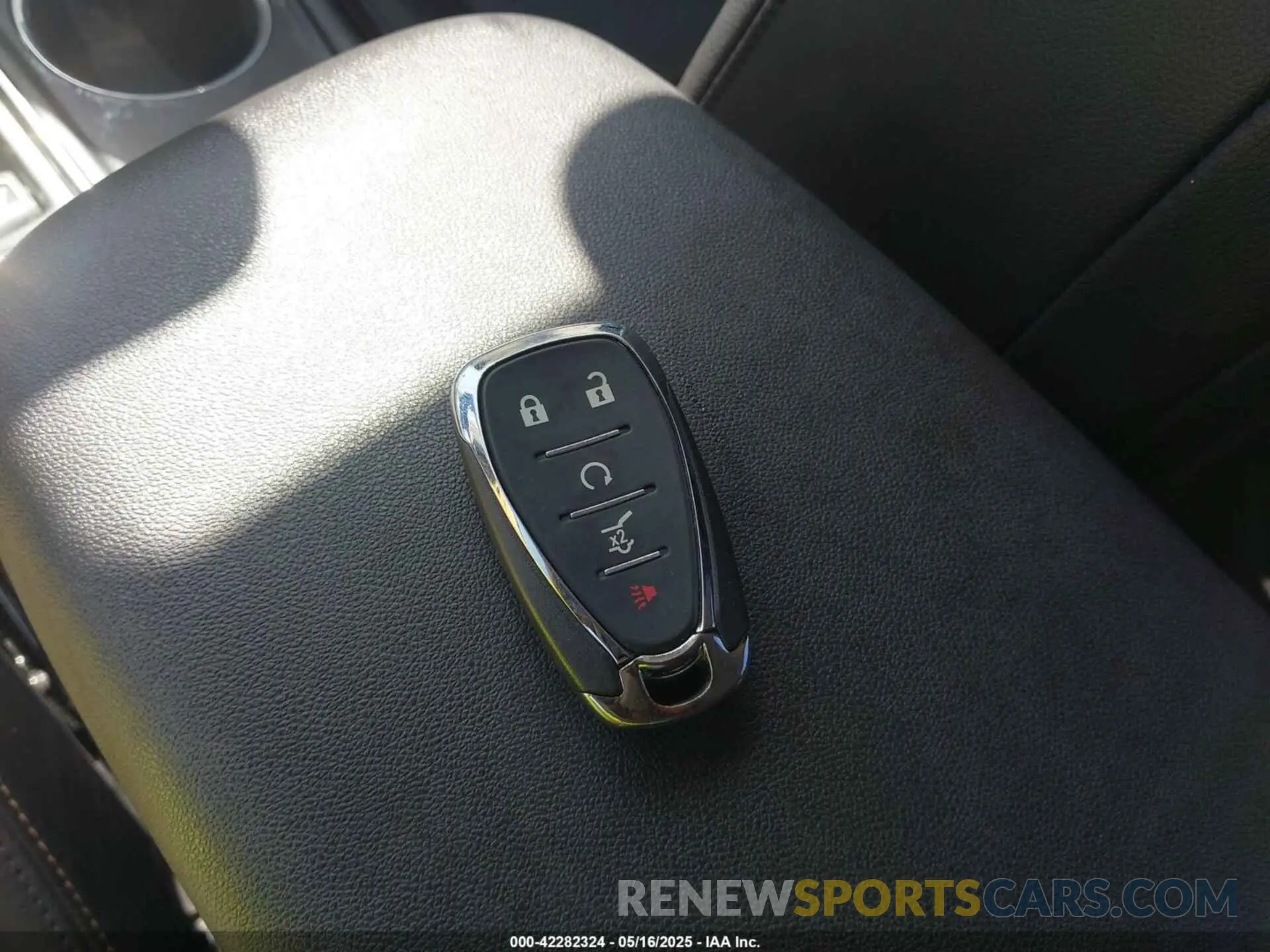 11 Photograph of a damaged car 3GNAXKEV5LS736582 CHEVROLET EQUINOX 2020