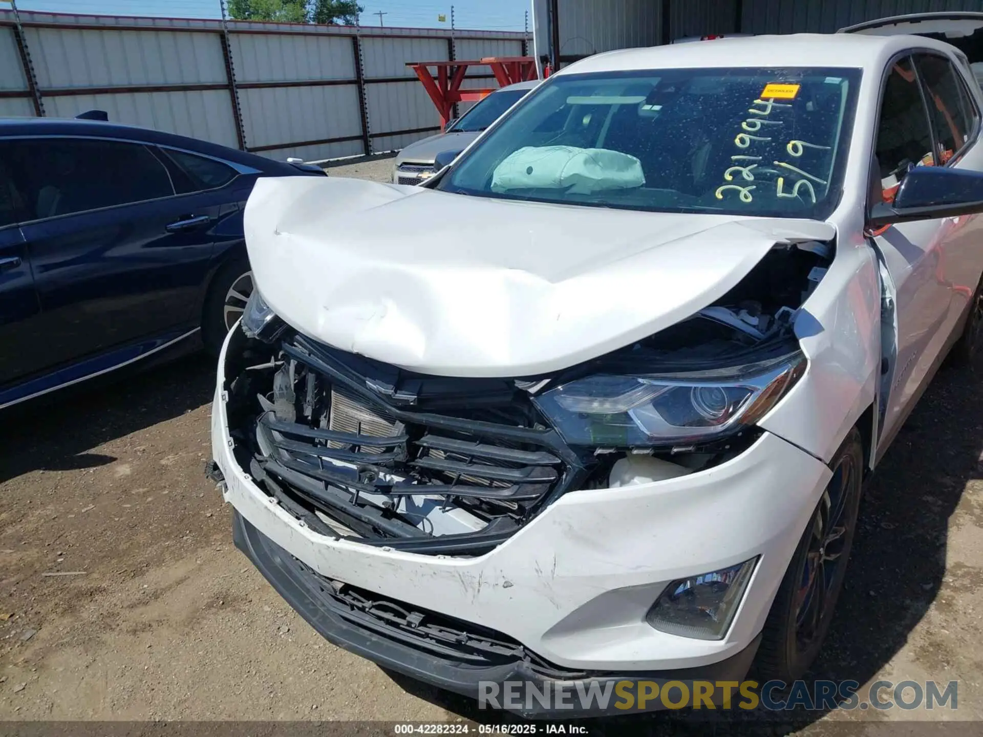 6 Photograph of a damaged car 3GNAXKEV5LS736582 CHEVROLET EQUINOX 2020