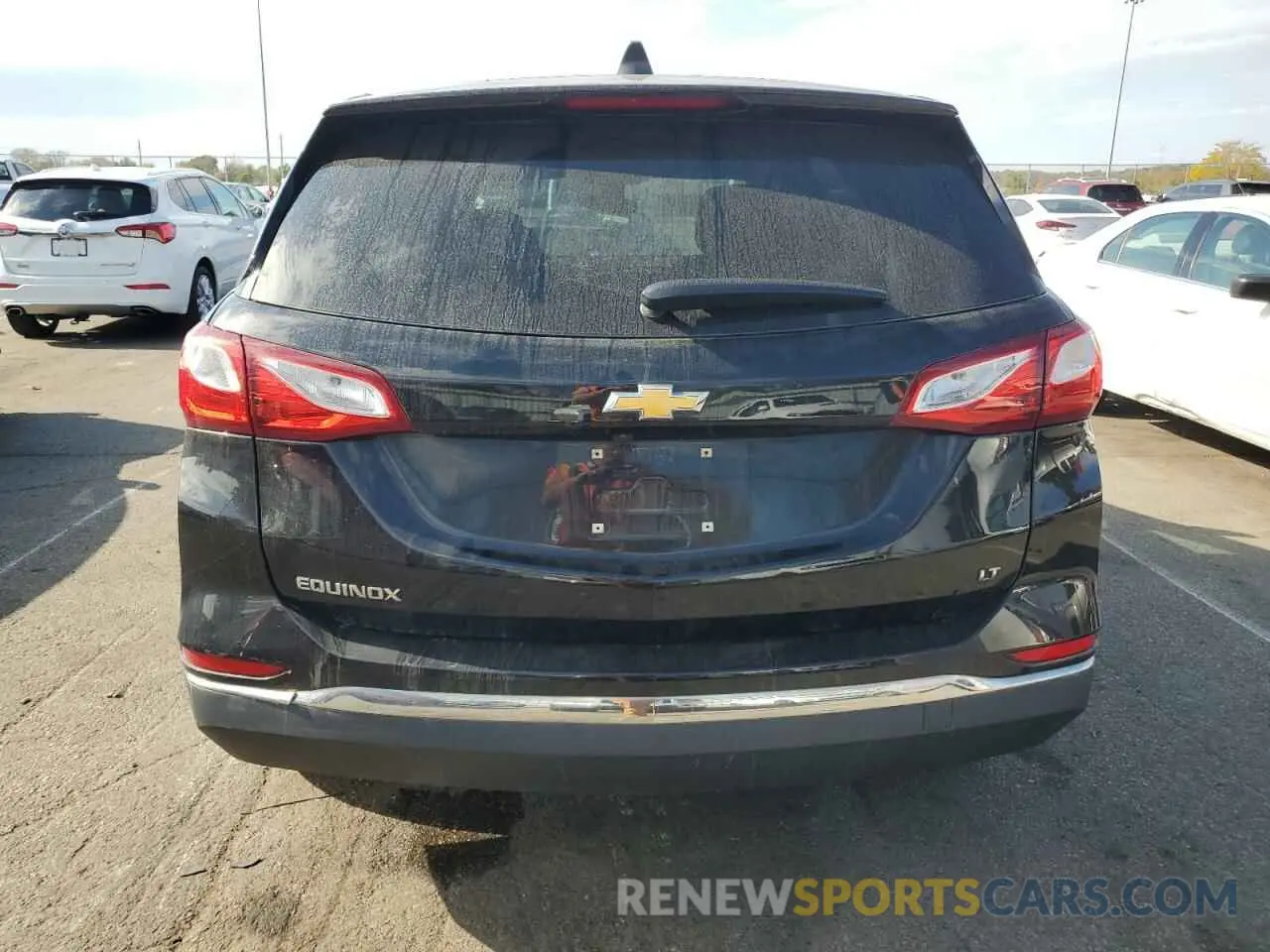 6 Photograph of a damaged car 3GNAXKEV6LL320793 CHEVROLET EQUINOX 2020