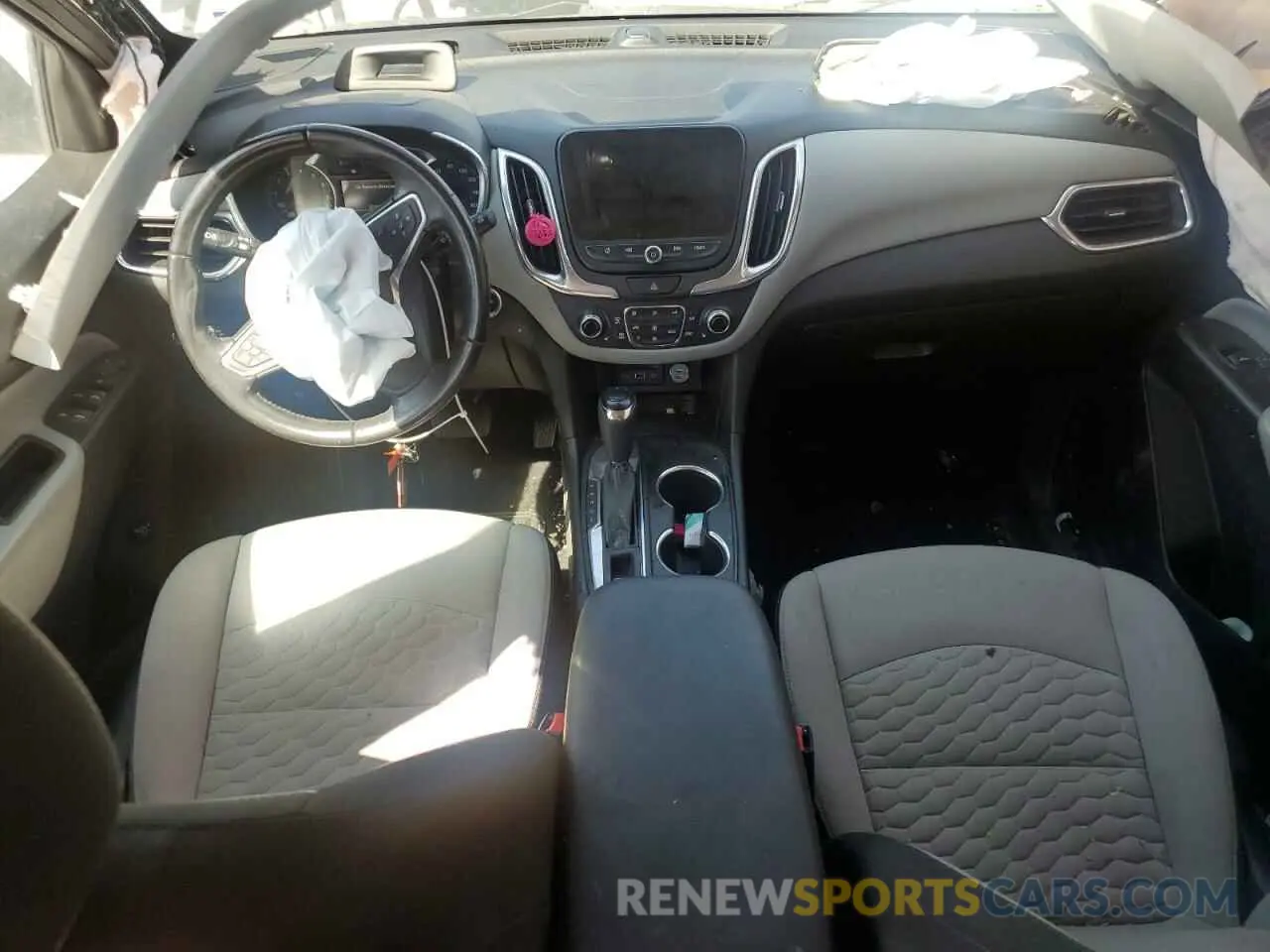 8 Photograph of a damaged car 3GNAXKEV6LL325167 CHEVROLET EQUINOX 2020