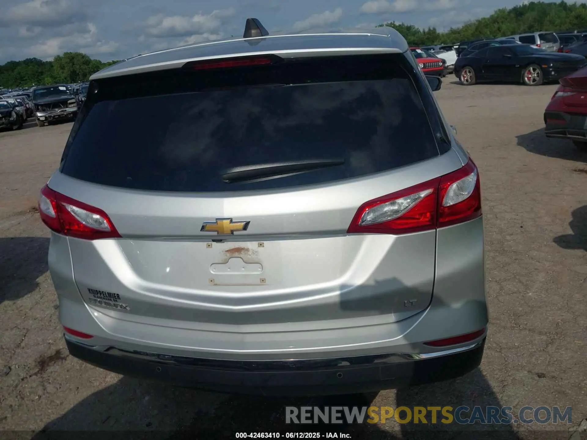 17 Photograph of a damaged car 3GNAXKEV6LS503049 CHEVROLET EQUINOX 2020