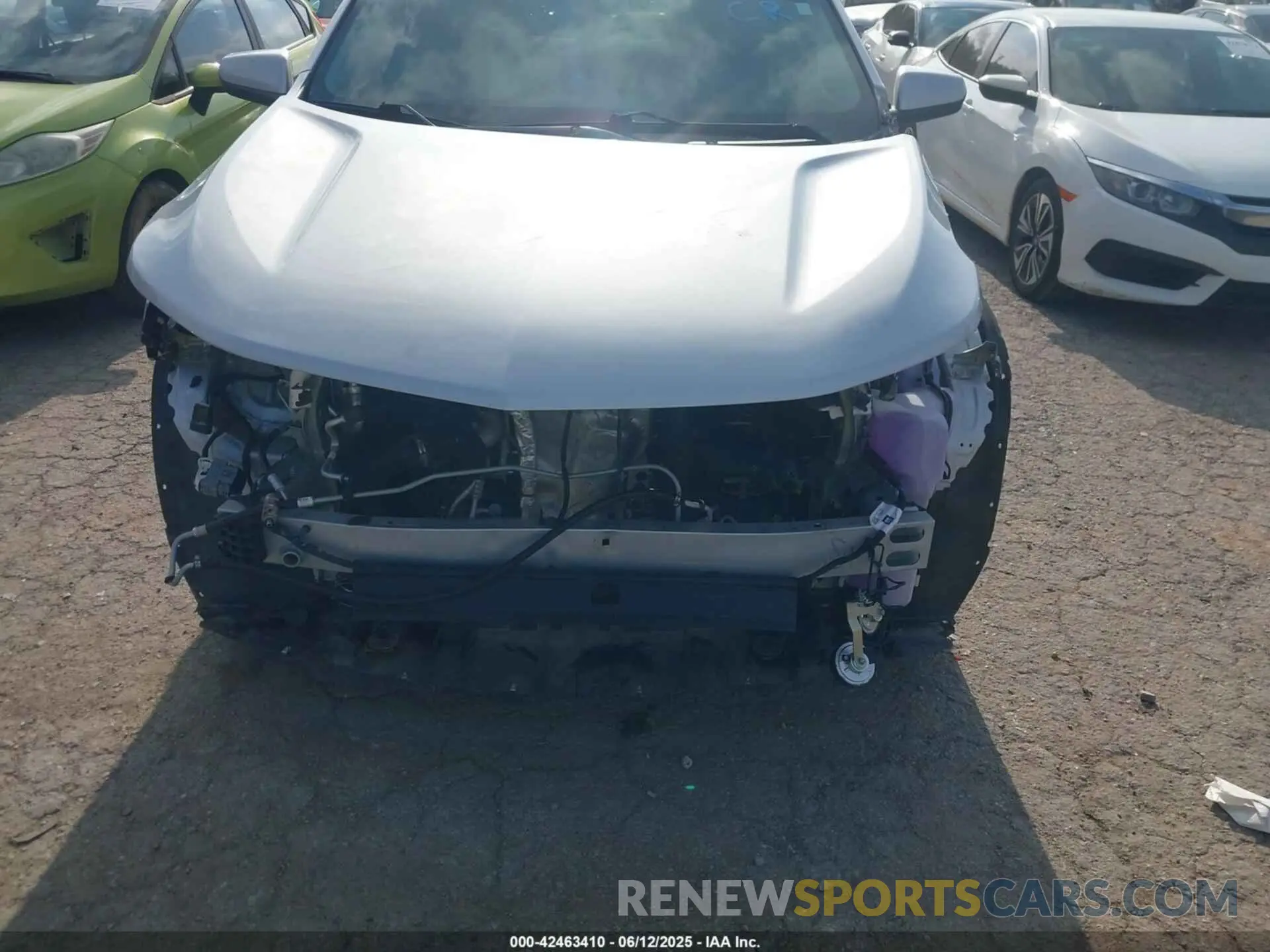 6 Photograph of a damaged car 3GNAXKEV6LS503049 CHEVROLET EQUINOX 2020