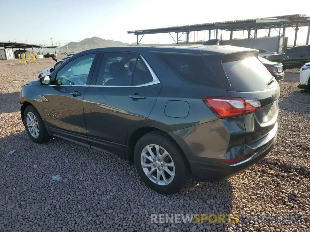 2 Photograph of a damaged car 3GNAXKEV6LS509725 CHEVROLET EQUINOX 2020