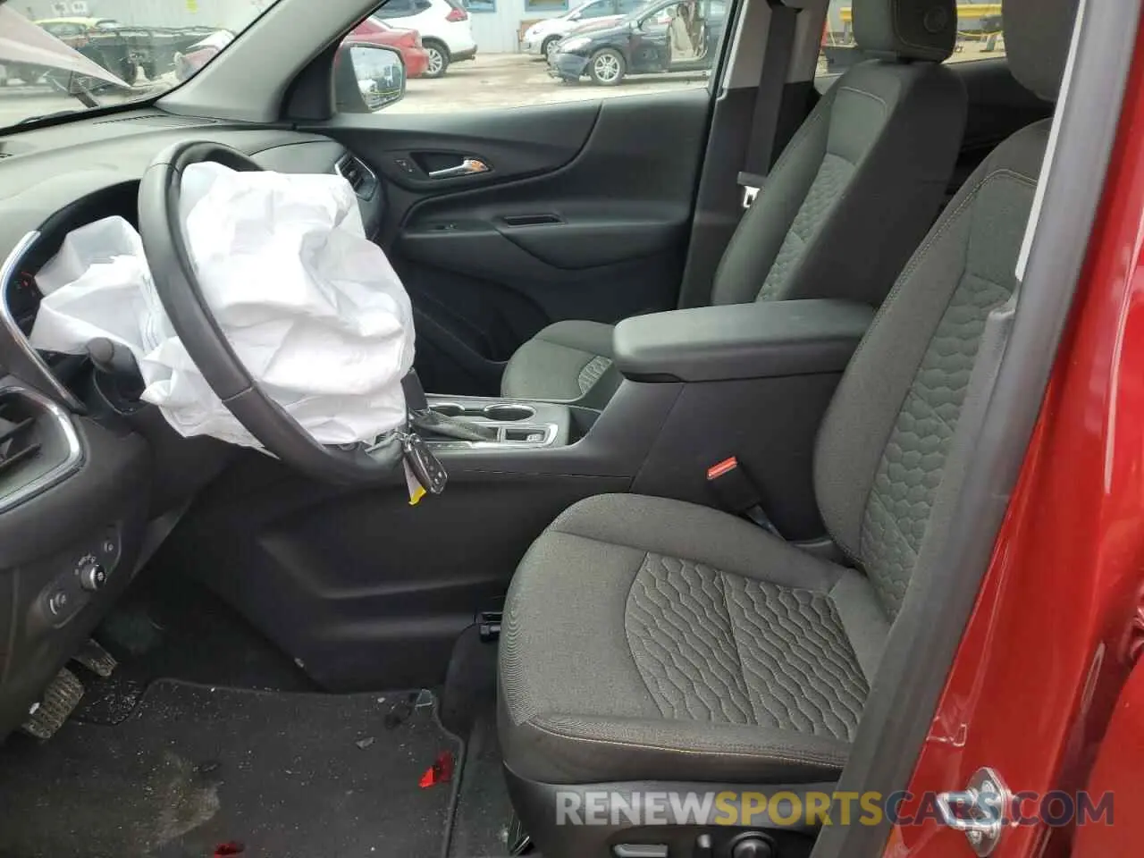 7 Photograph of a damaged car 3GNAXKEV6LS609954 CHEVROLET EQUINOX 2020