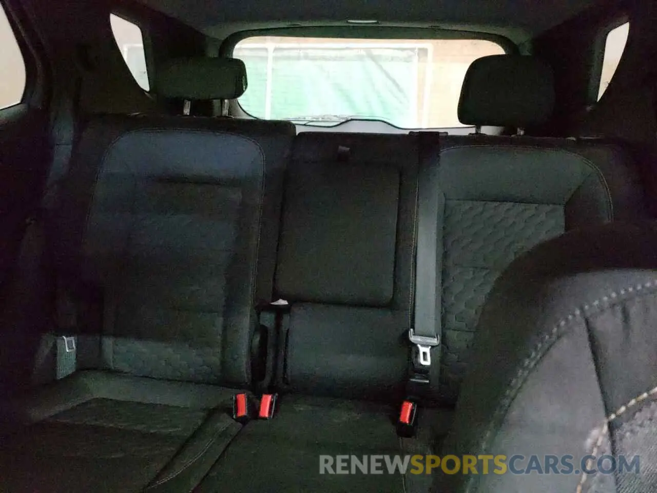 10 Photograph of a damaged car 3GNAXKEV7LL233758 CHEVROLET EQUINOX 2020