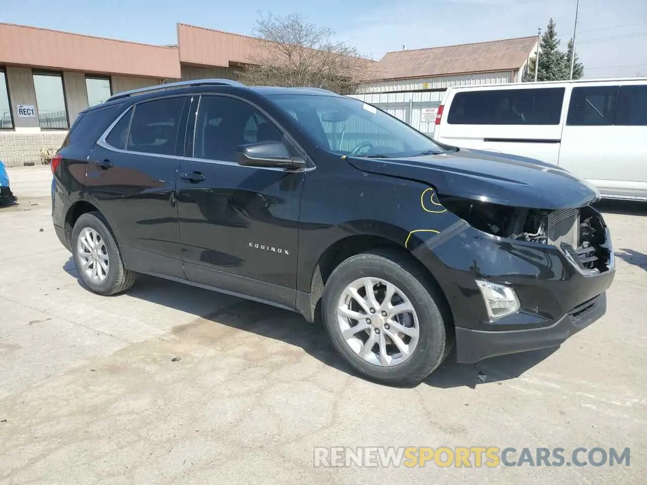 4 Photograph of a damaged car 3GNAXKEV7LL288940 CHEVROLET EQUINOX 2020