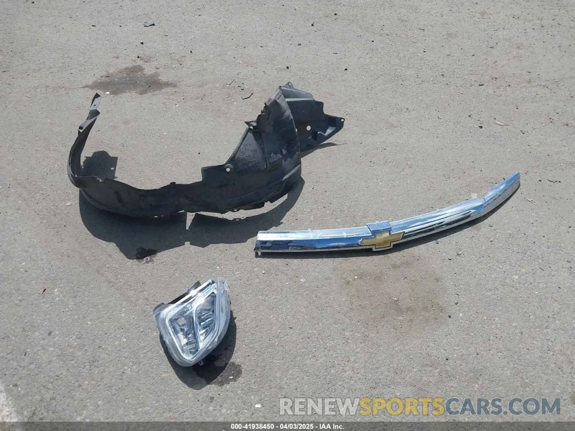 12 Photograph of a damaged car 3GNAXKEV7LS503738 CHEVROLET EQUINOX 2020
