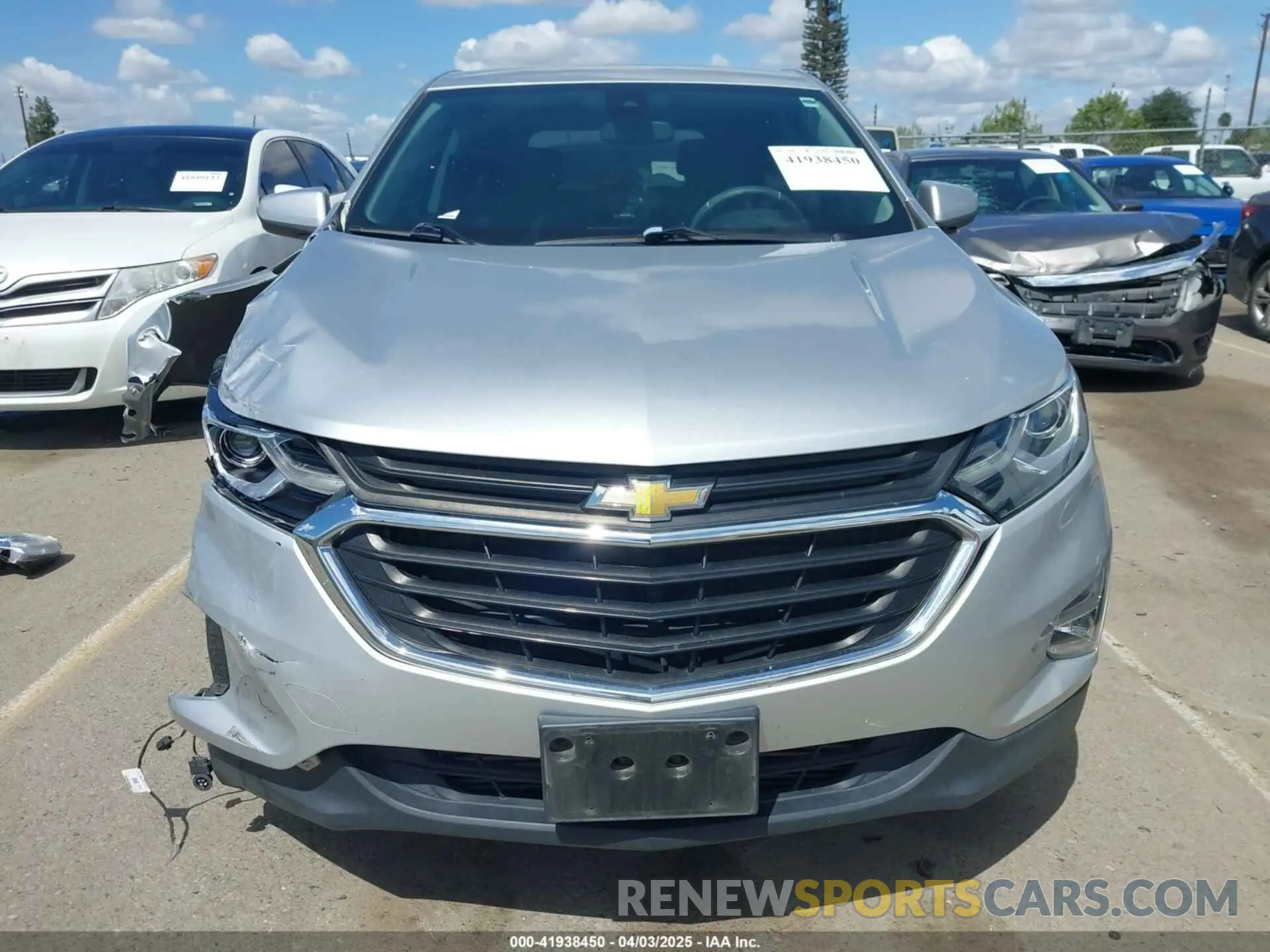 13 Photograph of a damaged car 3GNAXKEV7LS503738 CHEVROLET EQUINOX 2020