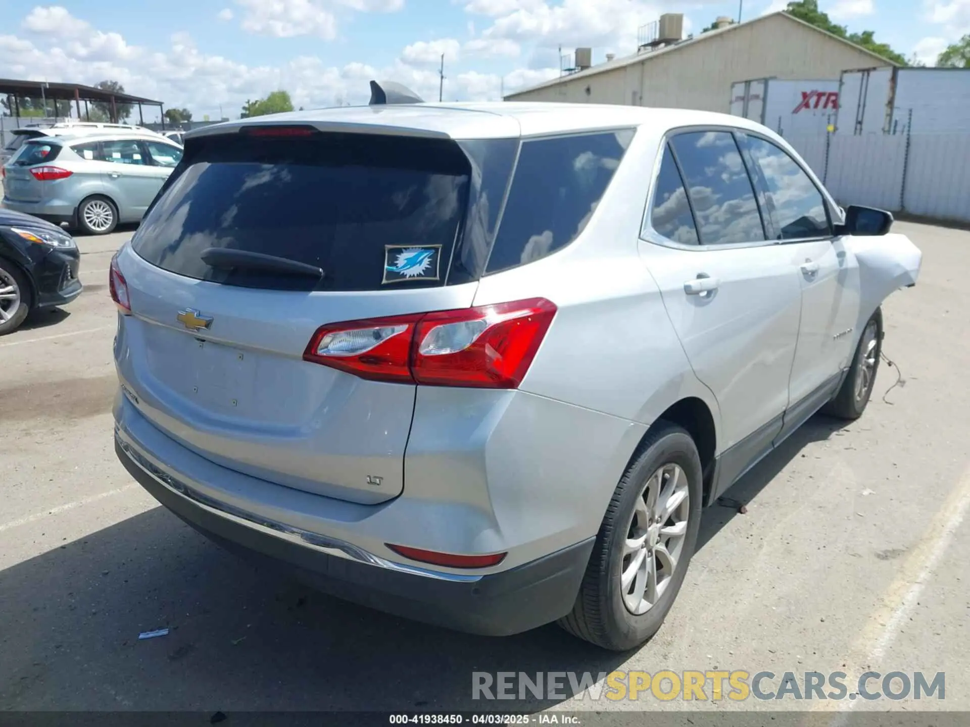 4 Photograph of a damaged car 3GNAXKEV7LS503738 CHEVROLET EQUINOX 2020