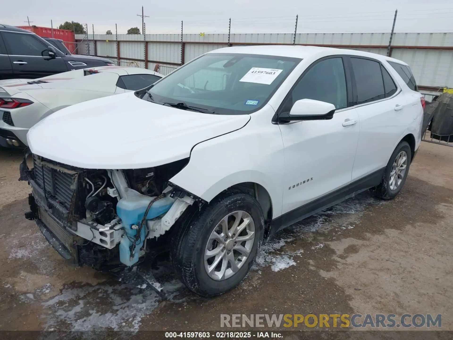 2 Photograph of a damaged car 3GNAXKEV7LS515582 CHEVROLET EQUINOX 2020
