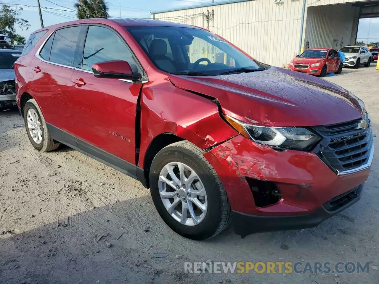 4 Photograph of a damaged car 3GNAXKEV7LS592176 CHEVROLET EQUINOX 2020