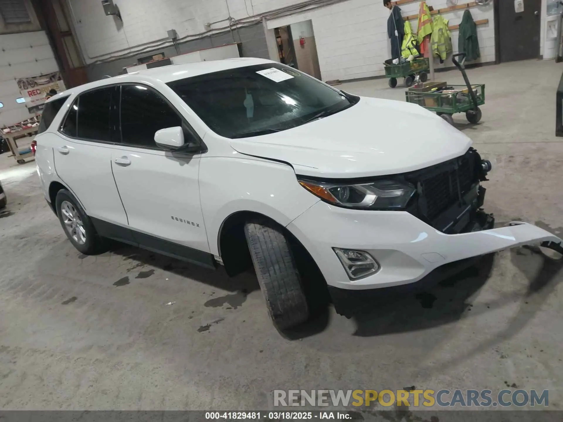 1 Photograph of a damaged car 3GNAXKEV7LS620820 CHEVROLET EQUINOX 2020