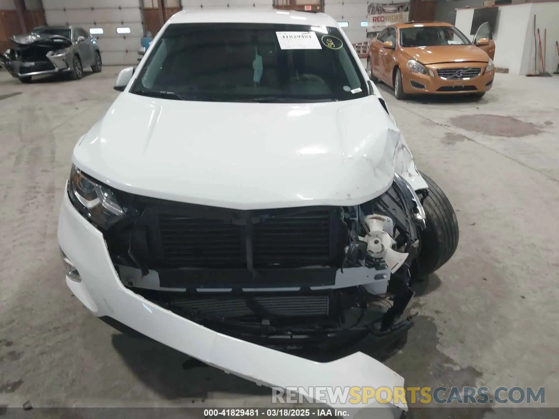 12 Photograph of a damaged car 3GNAXKEV7LS620820 CHEVROLET EQUINOX 2020