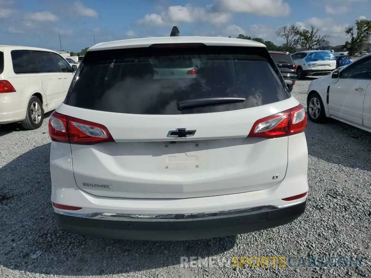 6 Photograph of a damaged car 3GNAXKEV7LS713448 CHEVROLET EQUINOX 2020