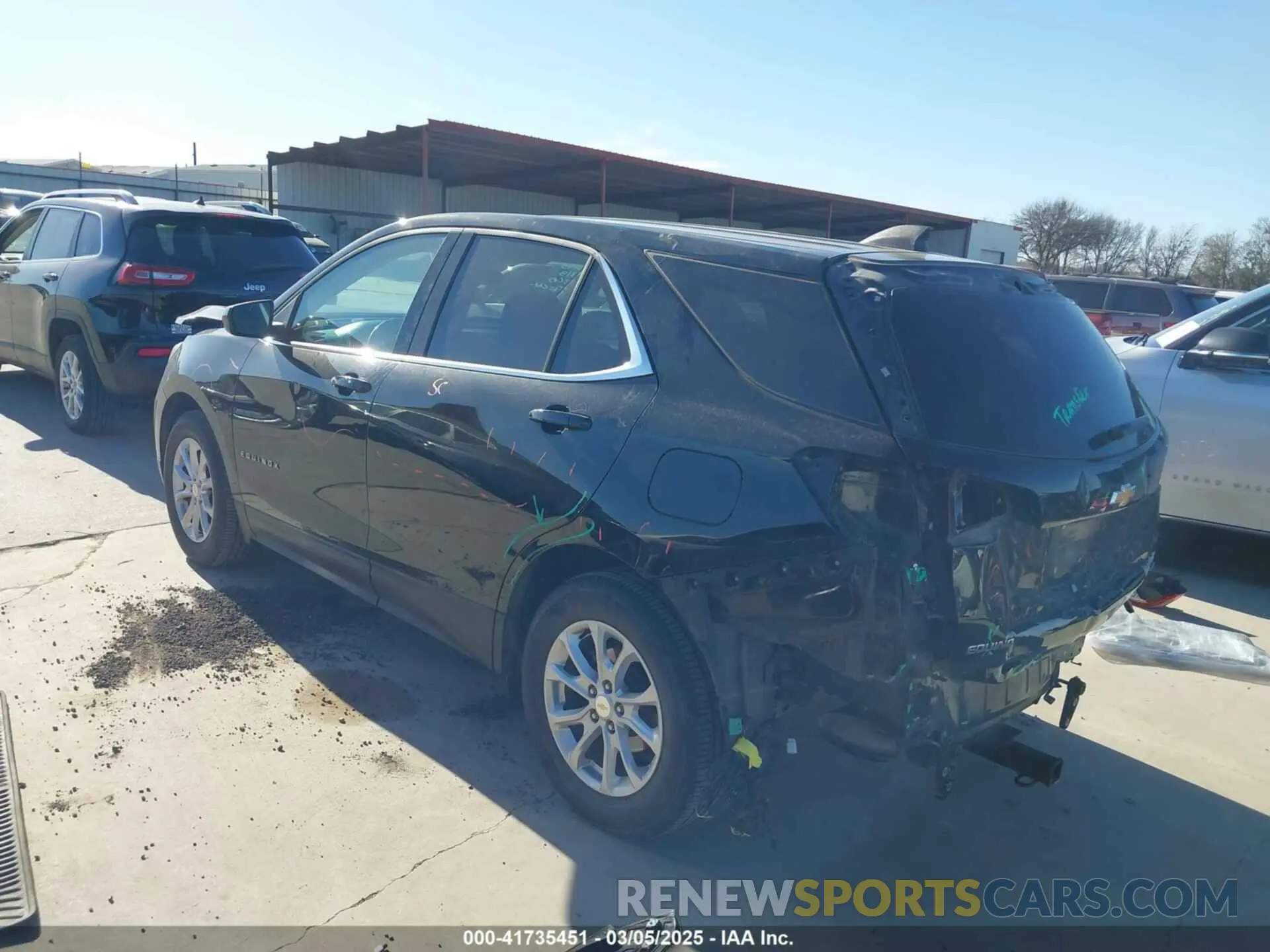 3 Photograph of a damaged car 3GNAXKEV8LL136567 CHEVROLET EQUINOX 2020