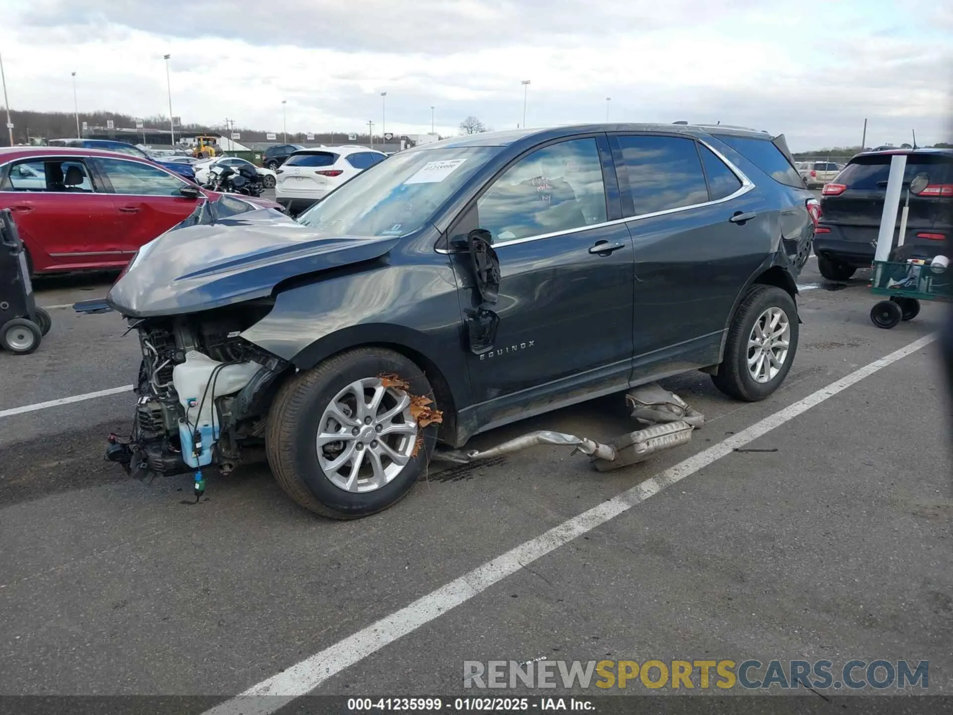 2 Photograph of a damaged car 3GNAXKEV8LS511976 CHEVROLET EQUINOX 2020