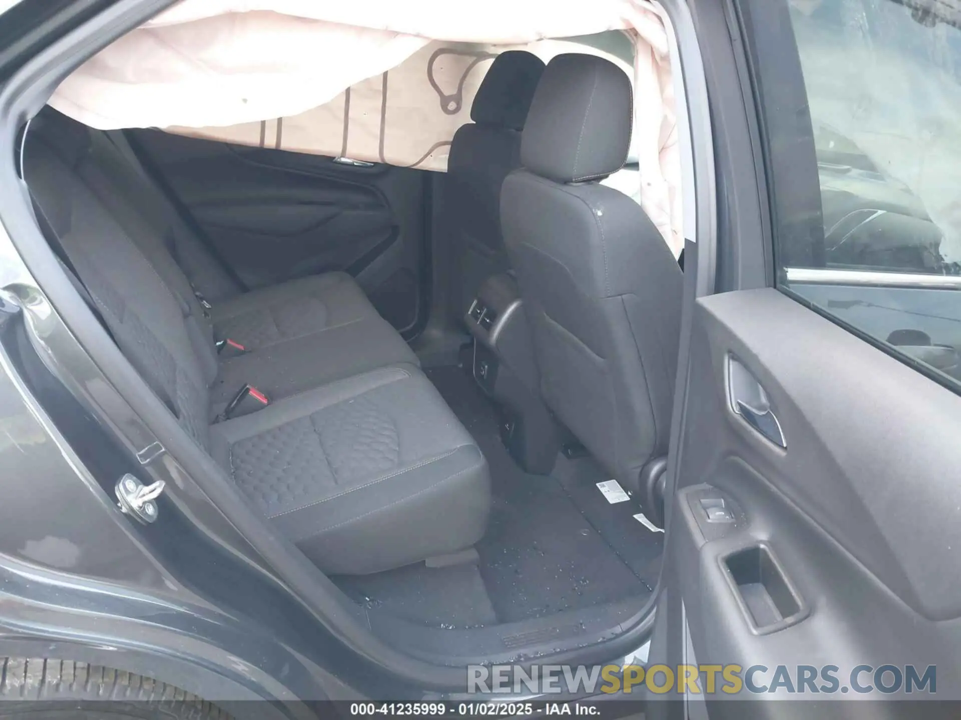 8 Photograph of a damaged car 3GNAXKEV8LS511976 CHEVROLET EQUINOX 2020