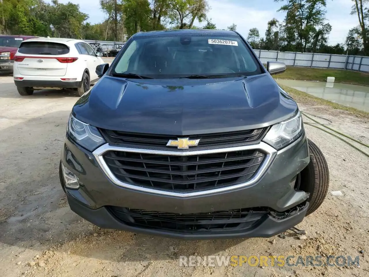 5 Photograph of a damaged car 3GNAXKEV8LS515364 CHEVROLET EQUINOX 2020