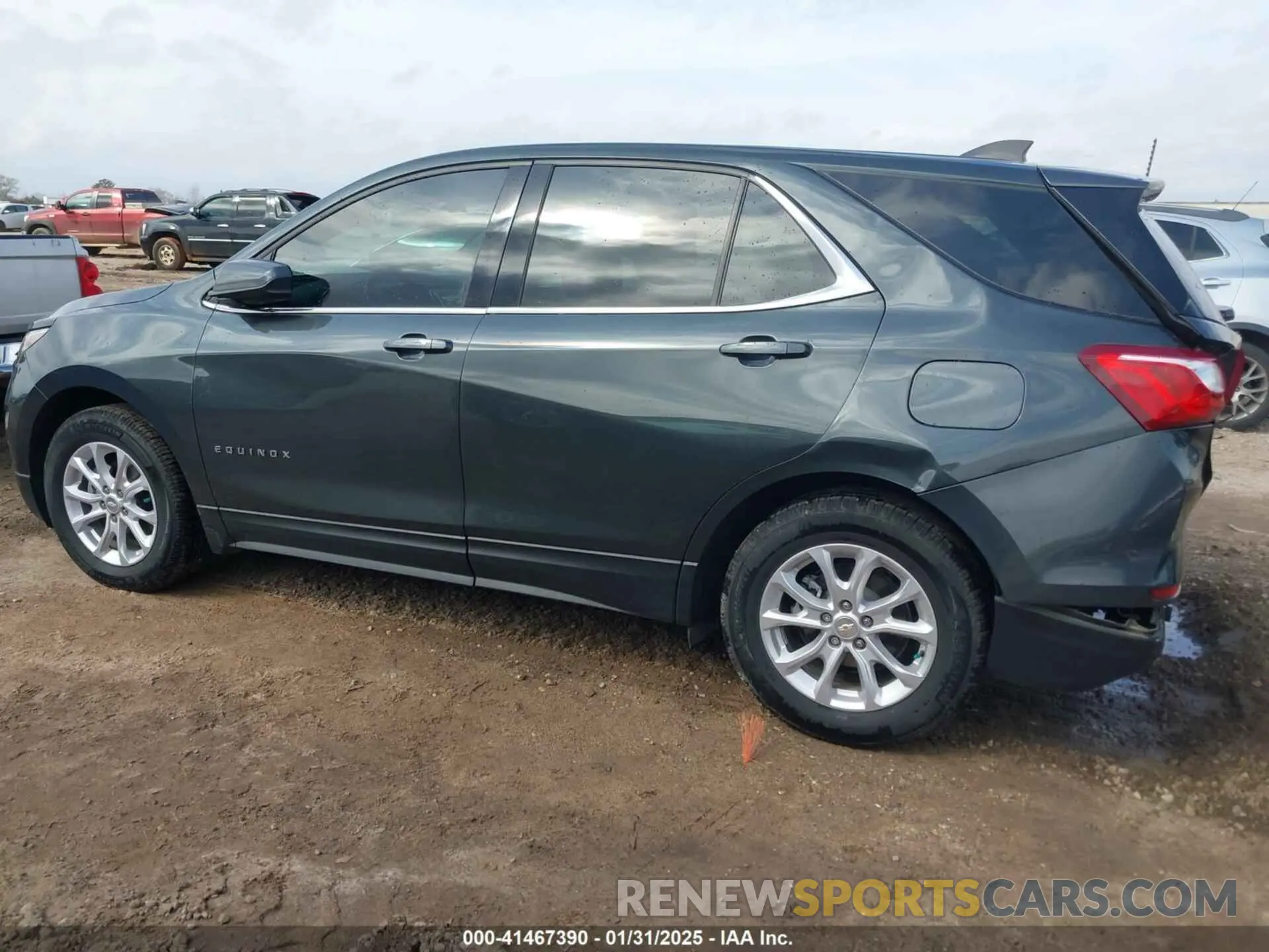 14 Photograph of a damaged car 3GNAXKEV8LS535971 CHEVROLET EQUINOX 2020