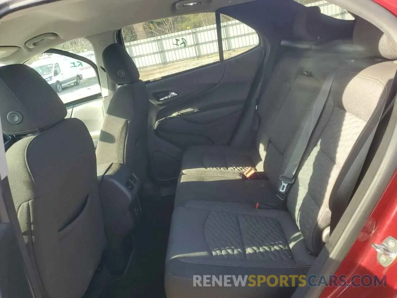 11 Photograph of a damaged car 3GNAXKEV8LS540166 CHEVROLET EQUINOX 2020