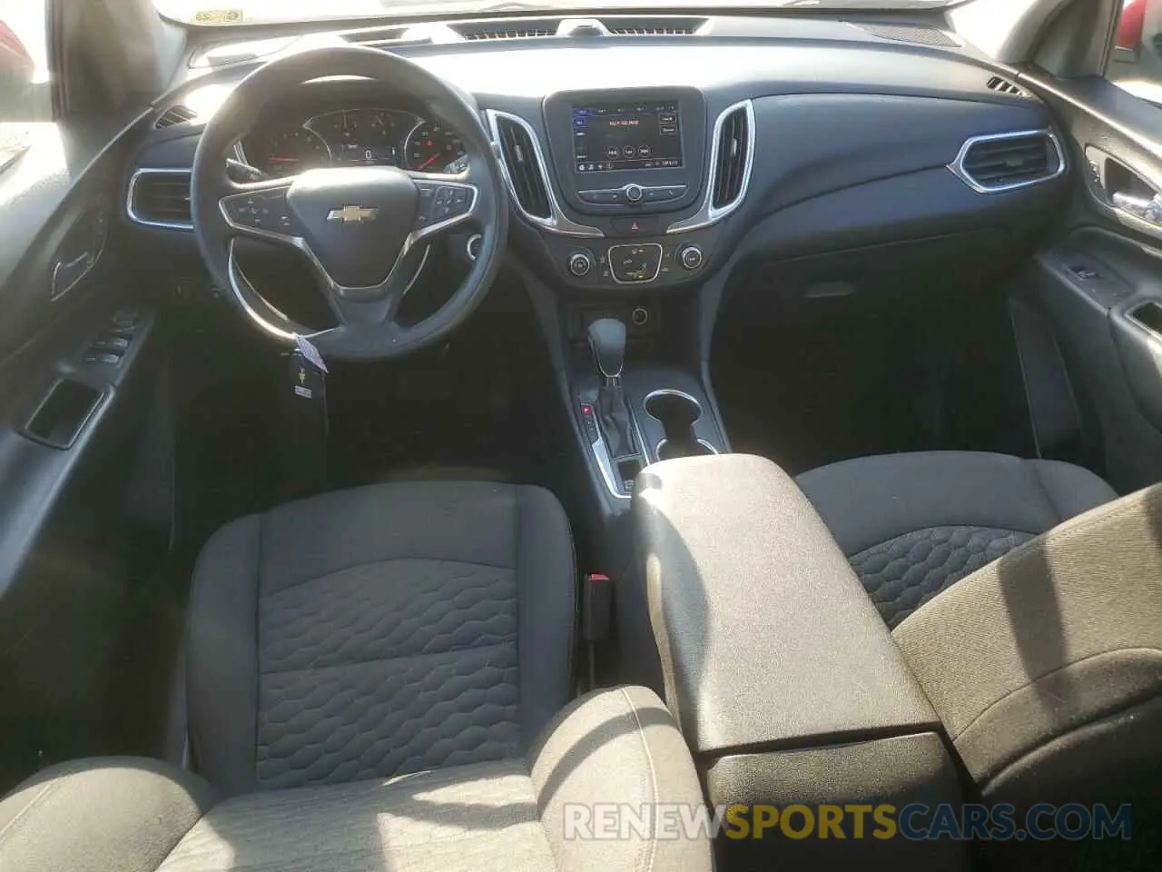 8 Photograph of a damaged car 3GNAXKEV8LS540166 CHEVROLET EQUINOX 2020