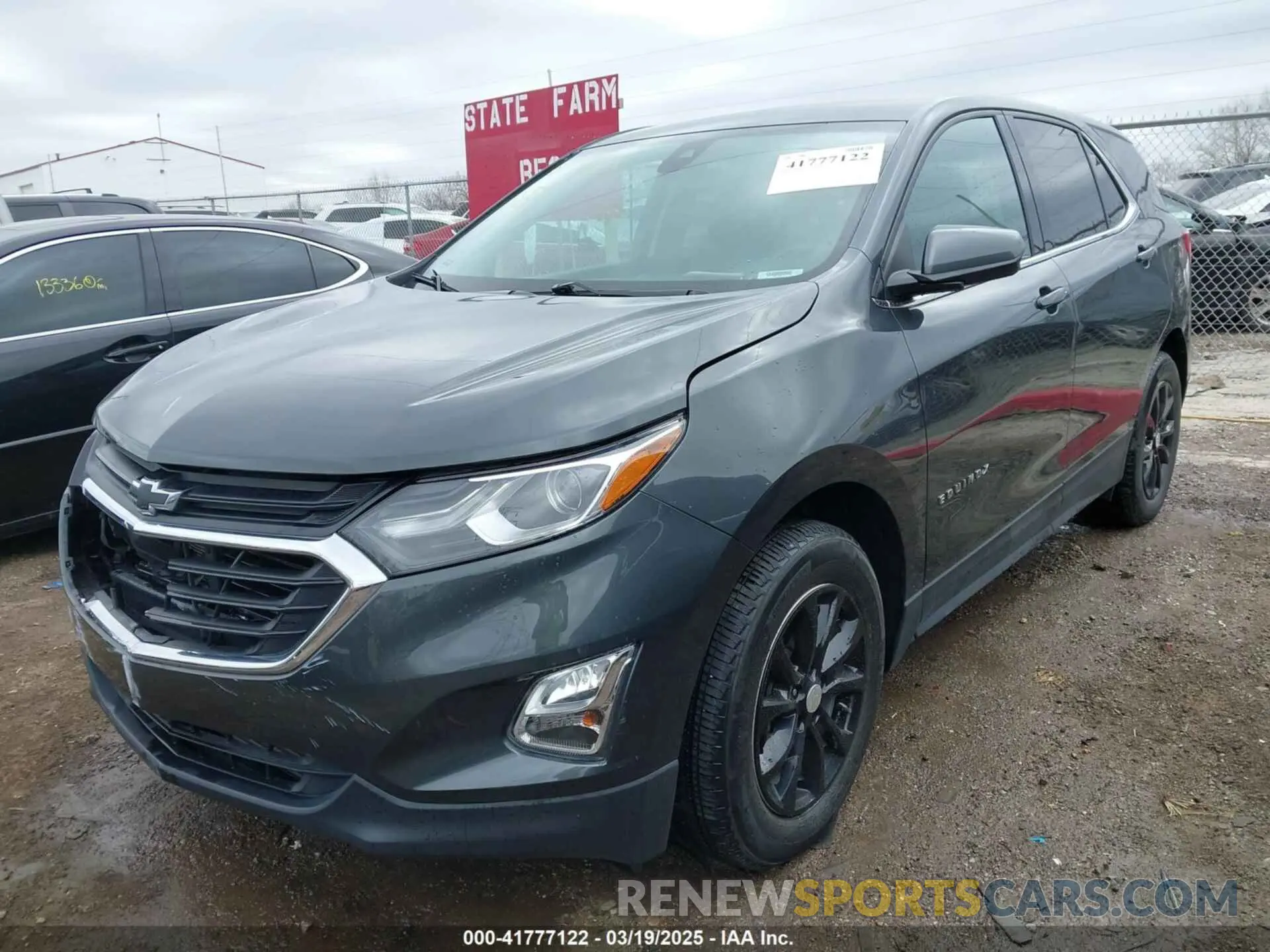 2 Photograph of a damaged car 3GNAXKEV8LS602469 CHEVROLET EQUINOX 2020