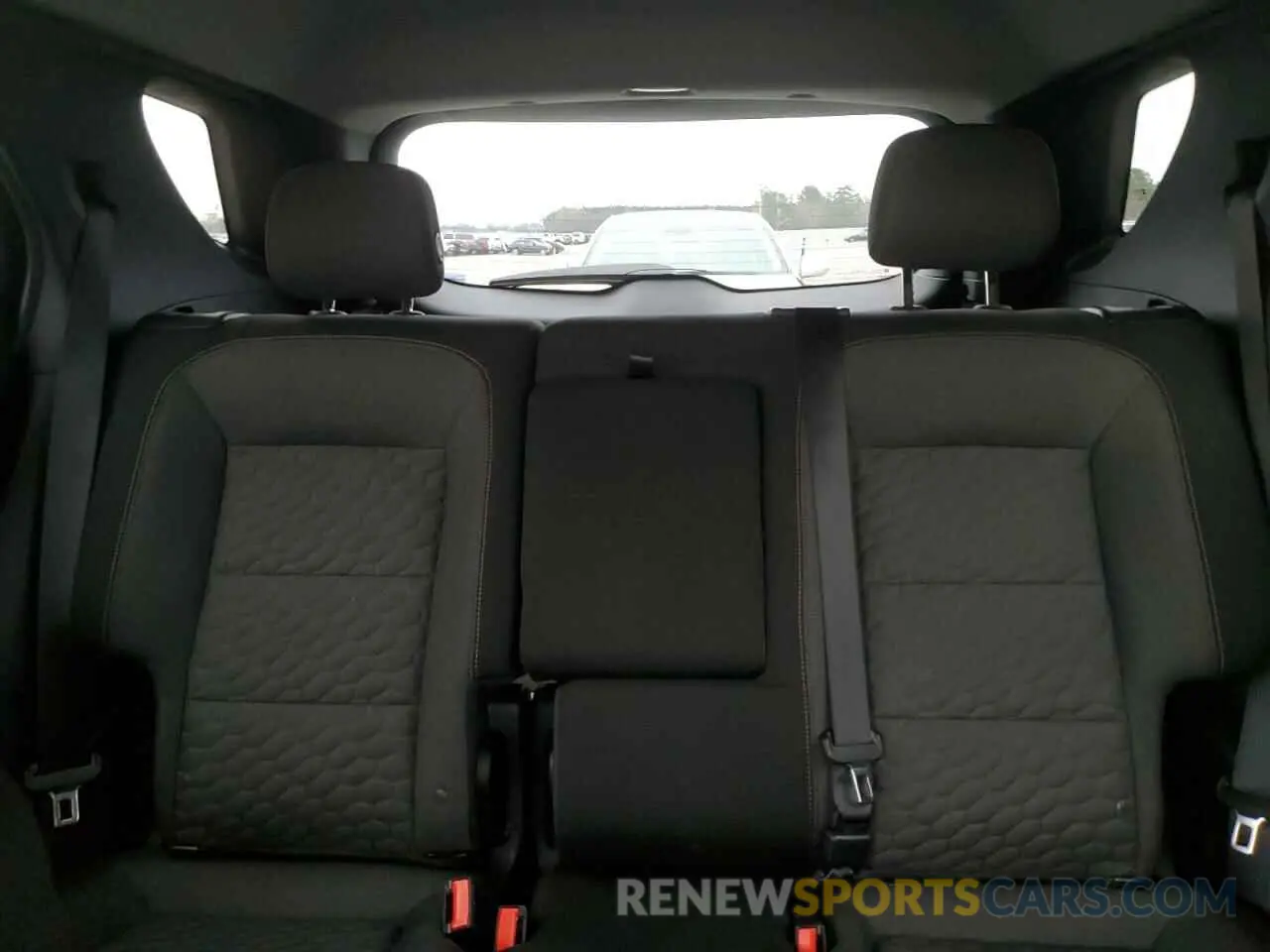 10 Photograph of a damaged car 3GNAXKEV8LS644320 CHEVROLET EQUINOX 2020