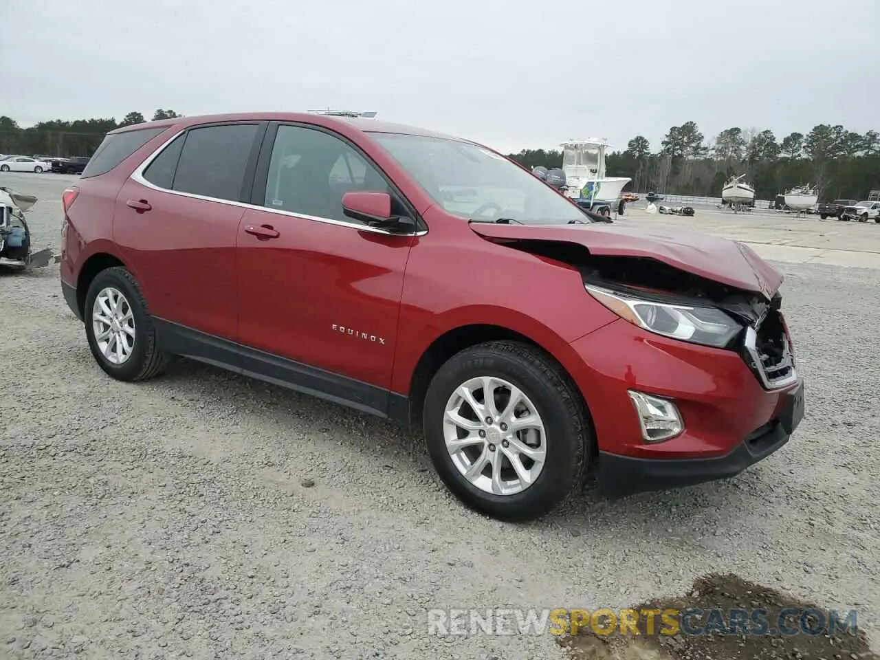 4 Photograph of a damaged car 3GNAXKEV8LS644320 CHEVROLET EQUINOX 2020