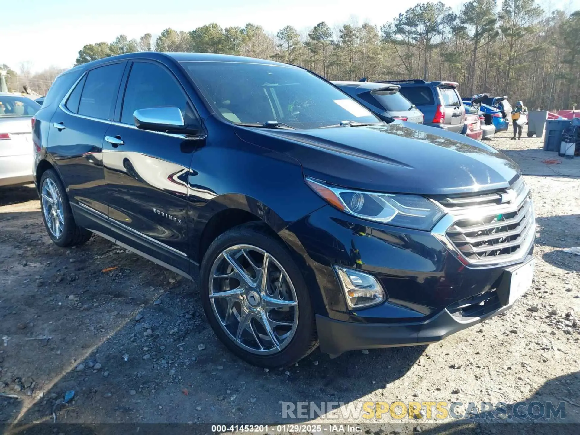 1 Photograph of a damaged car 3GNAXKEV8LS679097 CHEVROLET EQUINOX 2020