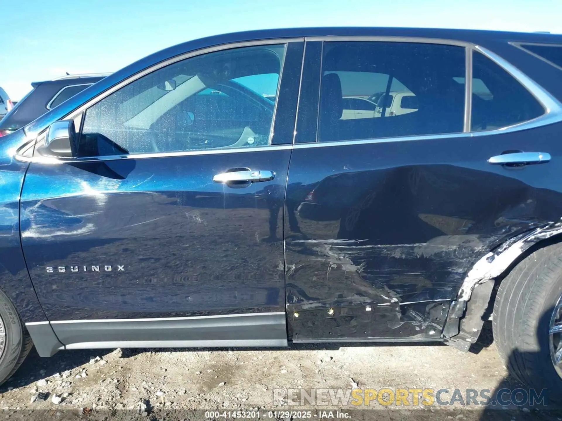 14 Photograph of a damaged car 3GNAXKEV8LS679097 CHEVROLET EQUINOX 2020