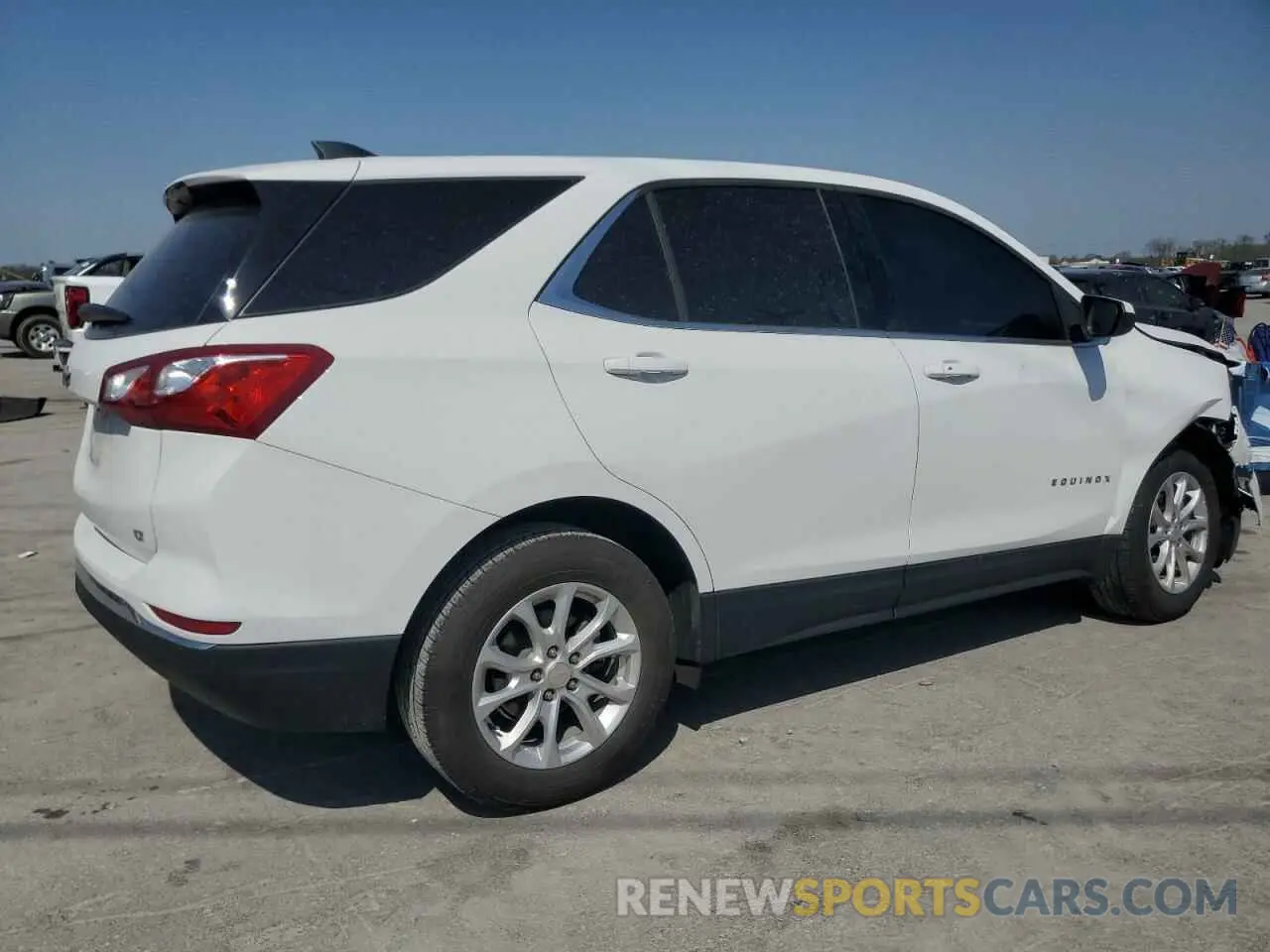 3 Photograph of a damaged car 3GNAXKEV8LS683537 CHEVROLET EQUINOX 2020
