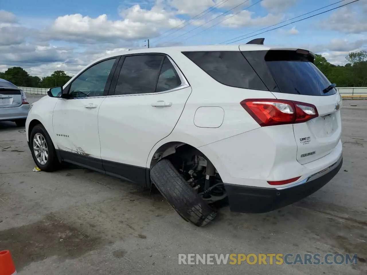 2 Photograph of a damaged car 3GNAXKEV8LS707142 CHEVROLET EQUINOX 2020