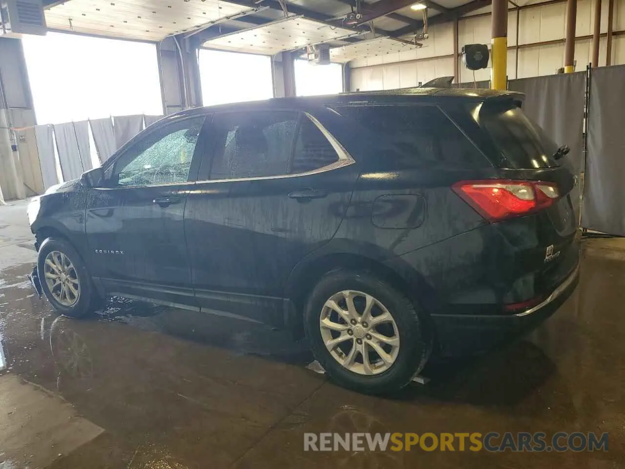 2 Photograph of a damaged car 3GNAXKEV8LS710512 CHEVROLET EQUINOX 2020