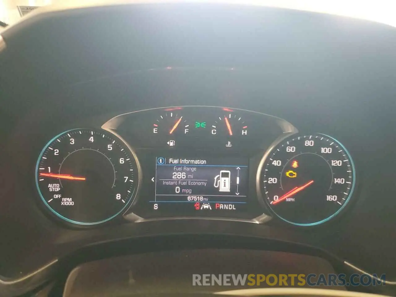 9 Photograph of a damaged car 3GNAXKEV8LS710512 CHEVROLET EQUINOX 2020
