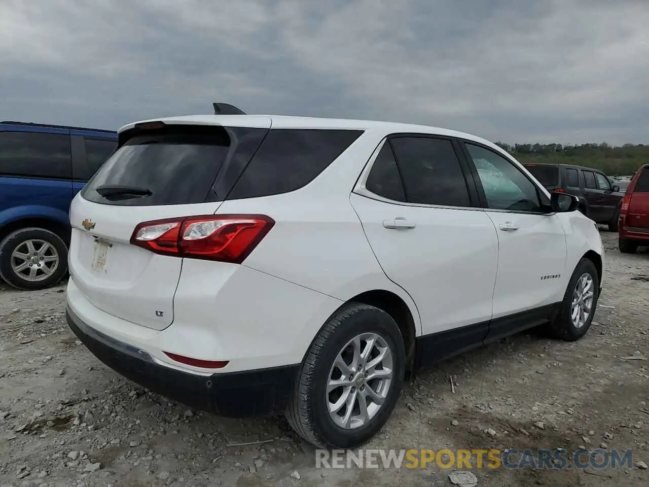 3 Photograph of a damaged car 3GNAXKEV9LL101603 CHEVROLET EQUINOX 2020