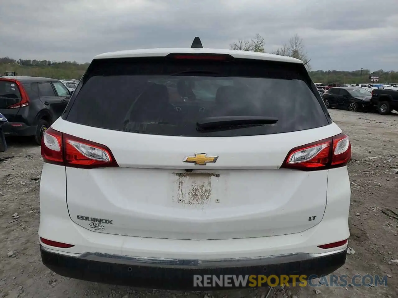 6 Photograph of a damaged car 3GNAXKEV9LL101603 CHEVROLET EQUINOX 2020