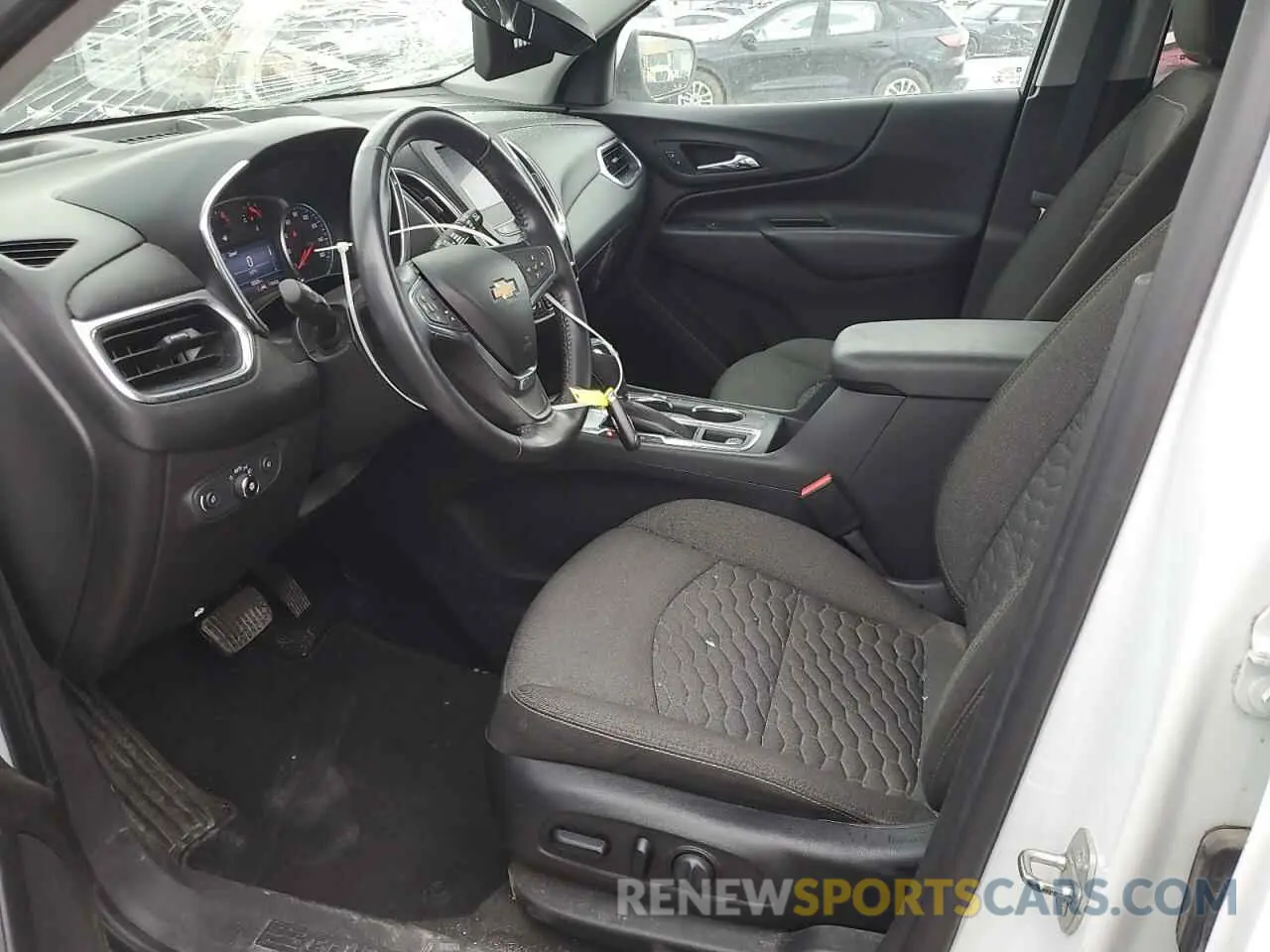 7 Photograph of a damaged car 3GNAXKEV9LL101603 CHEVROLET EQUINOX 2020