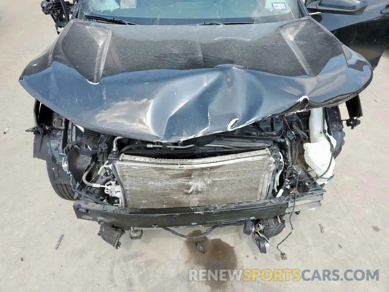 12 Photograph of a damaged car 3GNAXKEV9LL151837 CHEVROLET EQUINOX 2020