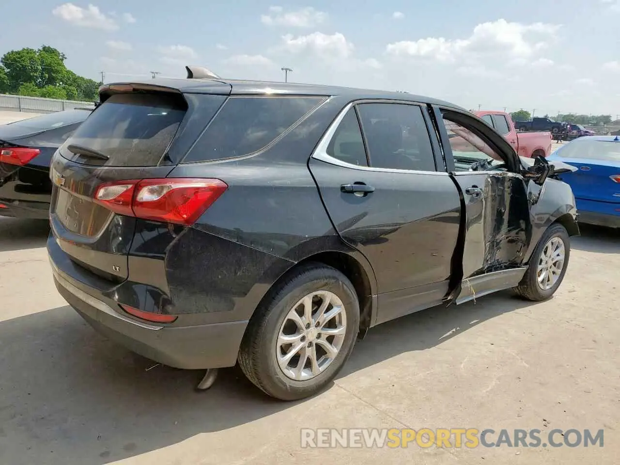 3 Photograph of a damaged car 3GNAXKEV9LL151837 CHEVROLET EQUINOX 2020