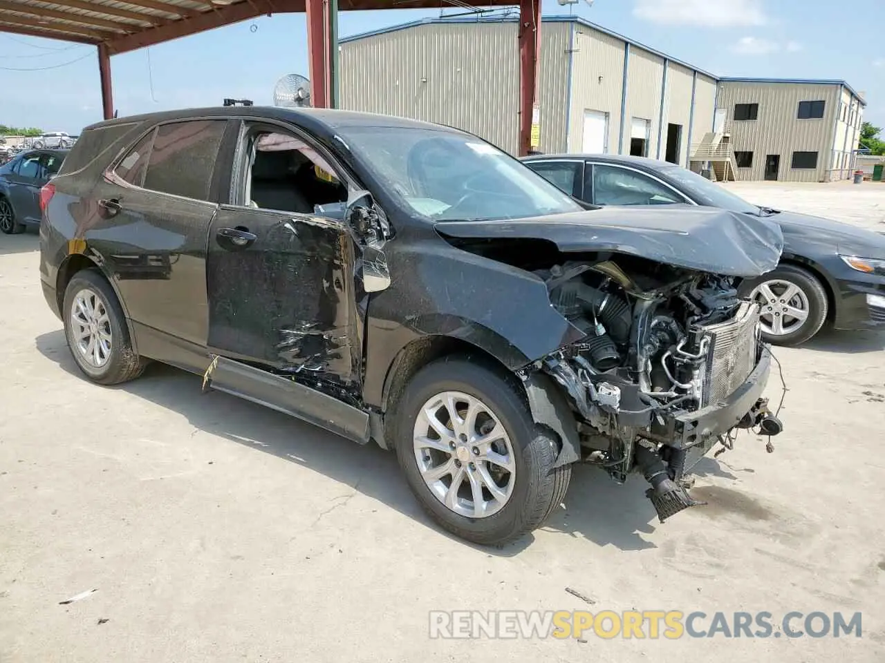 4 Photograph of a damaged car 3GNAXKEV9LL151837 CHEVROLET EQUINOX 2020