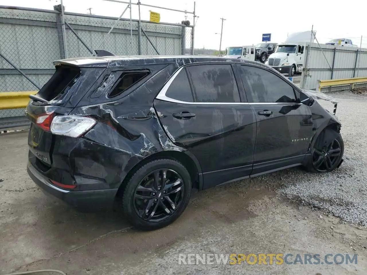 3 Photograph of a damaged car 3GNAXKEV9LL314261 CHEVROLET EQUINOX 2020