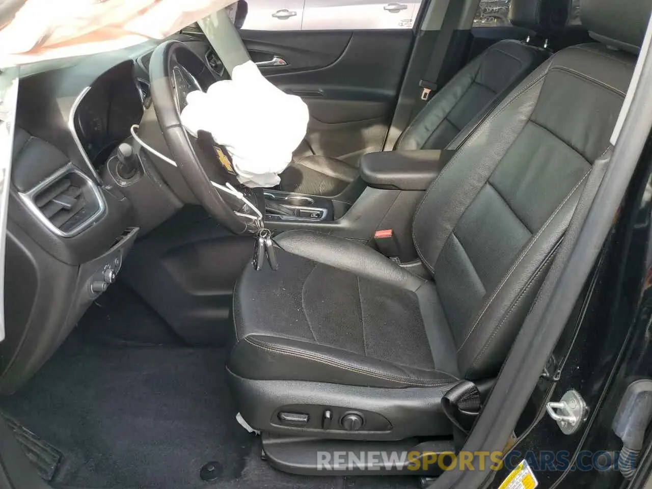 7 Photograph of a damaged car 3GNAXKEV9LL314261 CHEVROLET EQUINOX 2020