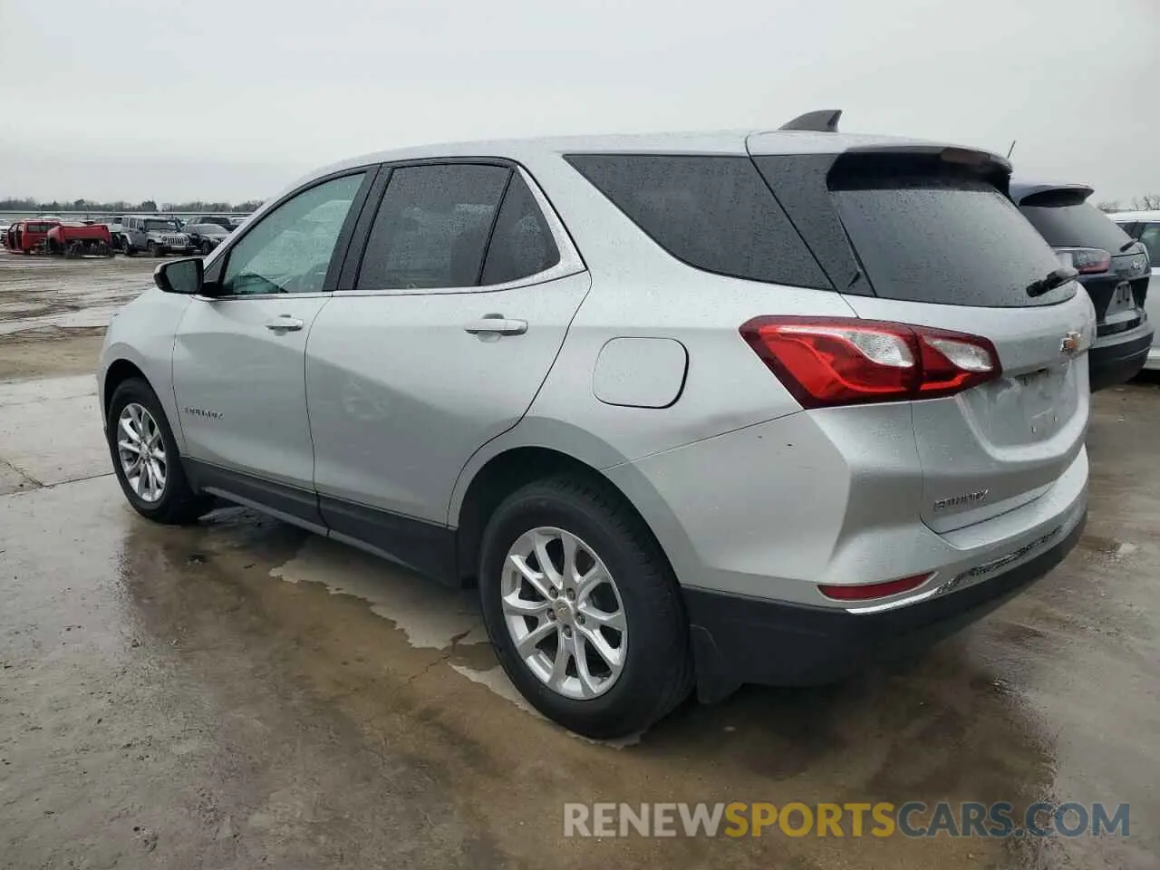 2 Photograph of a damaged car 3GNAXKEV9LS522825 CHEVROLET EQUINOX 2020